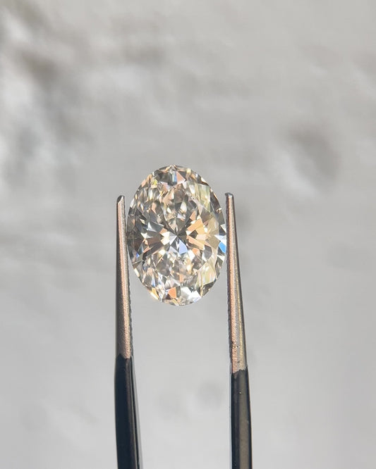 3.53ct Oval Cut E/VVS2 Lab Grown Diamond